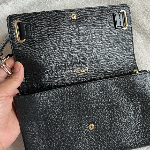 Coach Double Lock wristlet clutch/wallet - Picture 8 of 8